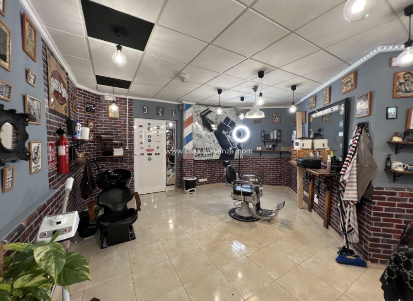 Resale - Commercial - Guardamar del Segura - Costa Blanca