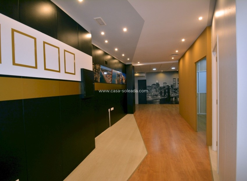 Resale - Commercial - Guardamar del Segura - Costa Blanca