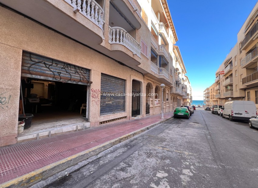 Resale - Commercial - Guardamar del Segura - Guardamar