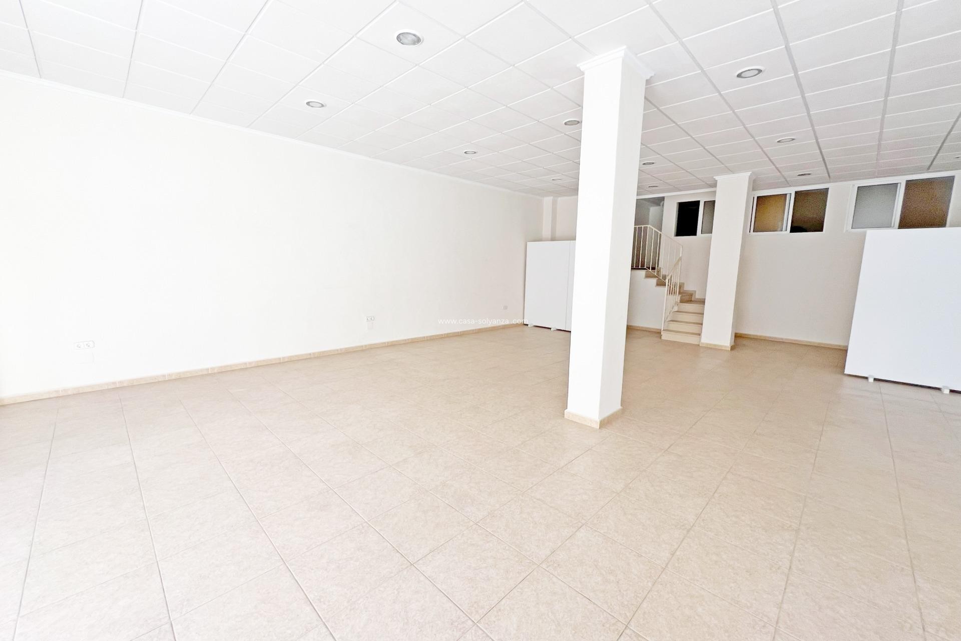 Resale - Commercial - Guardamar del Segura - Pueblo