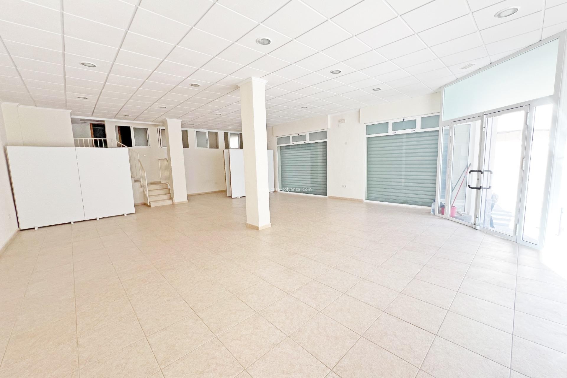 Resale - Commercial - Guardamar del Segura - Pueblo