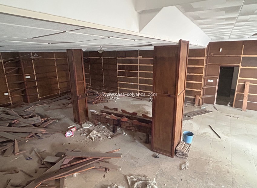 Resale - Commercial - Jacarilla - Inland