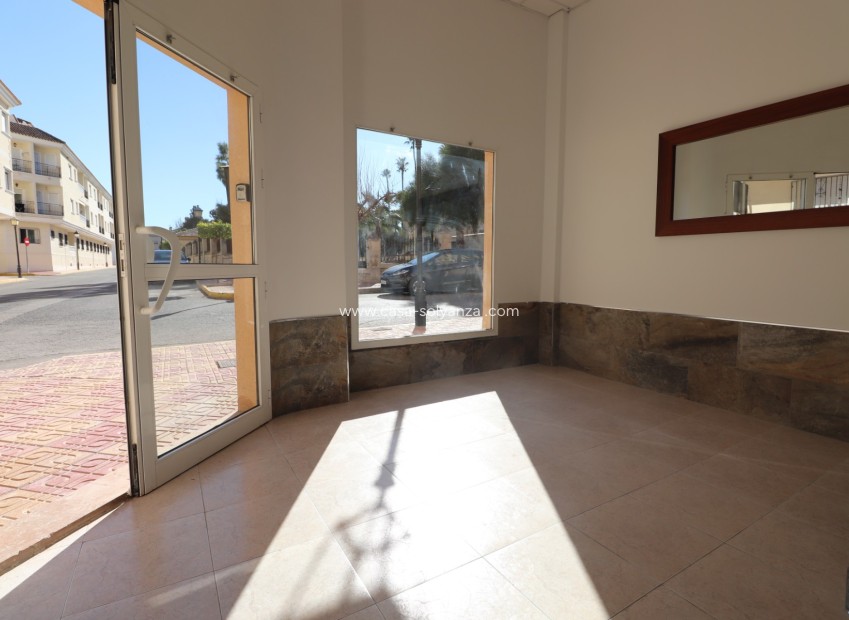 Resale - Commercial - Jacarilla - Jacarilla - Town