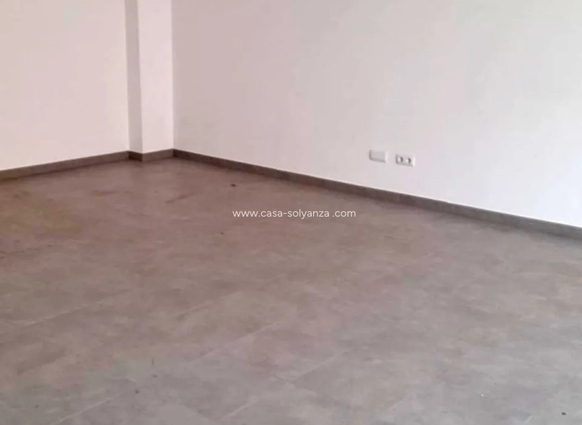 Resale - Commercial - Jalón - Inland