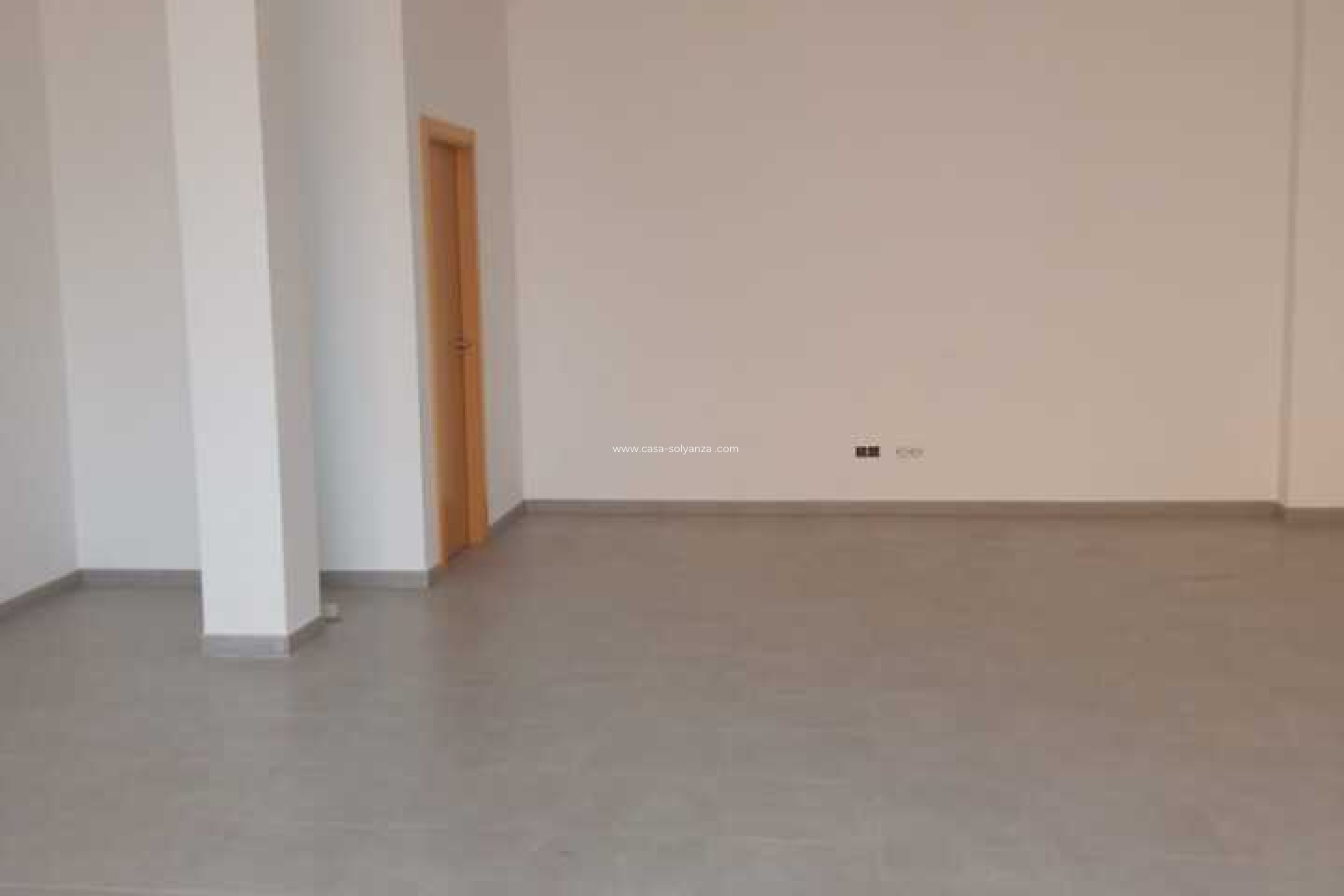 Resale - Commercial - Jalón - Inland