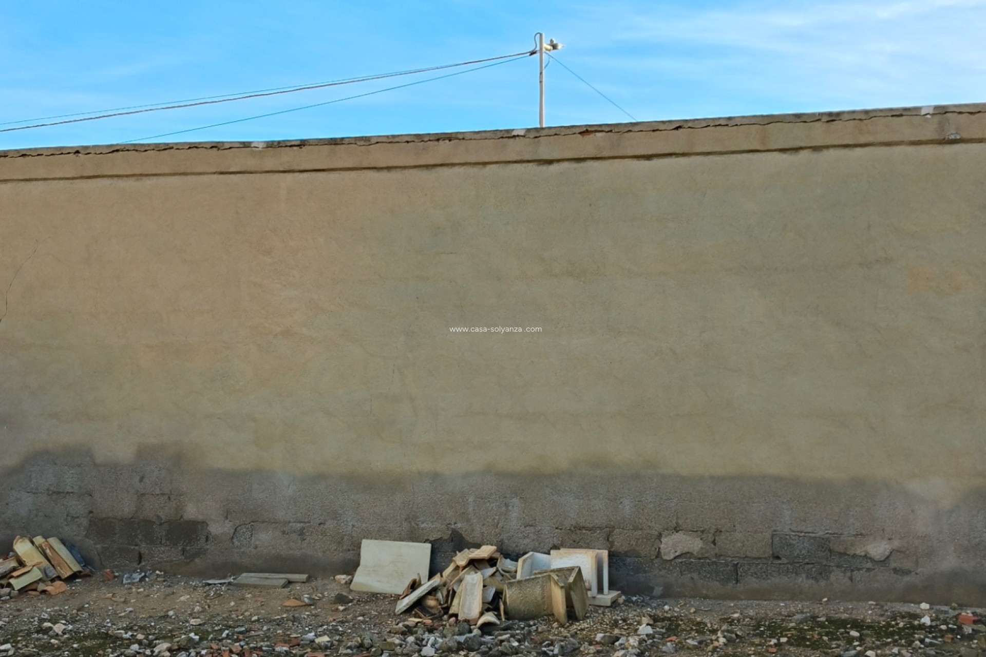 Resale - Commercial - La Romana - Inland