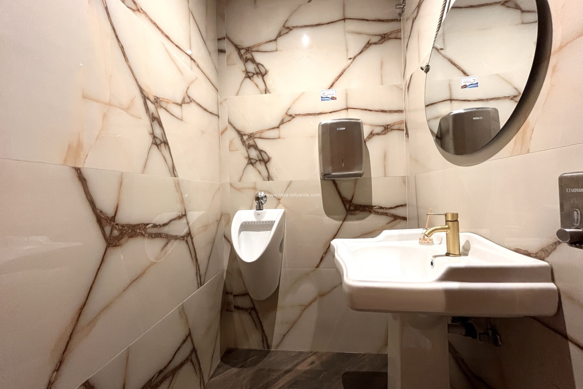 Resale - Commercial - La Zenia - Costa Blanca