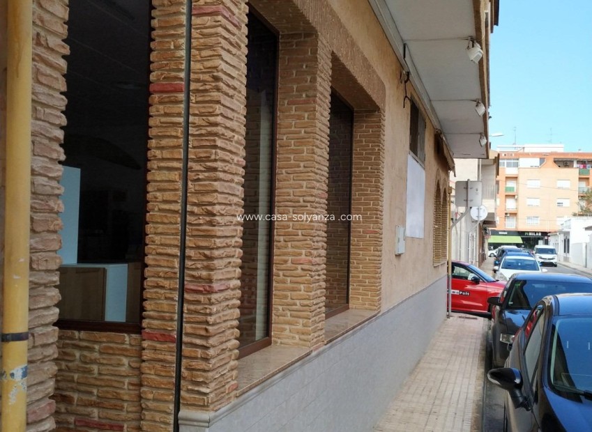 Resale - Commercial - Pilar de la Horadada