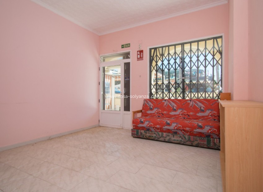 Resale - Commercial Property - Torrevieja - La Mata