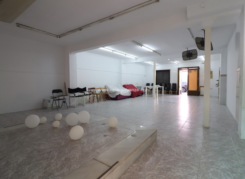 Resale - Commercial (Rental) - Benijofar