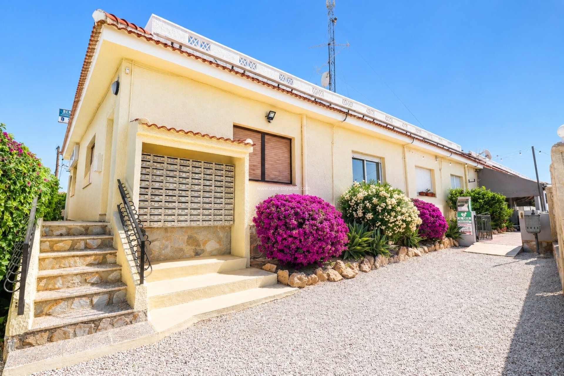 Resale - Commercial (Rental) - Ciudad Quesada - Doña Pepa