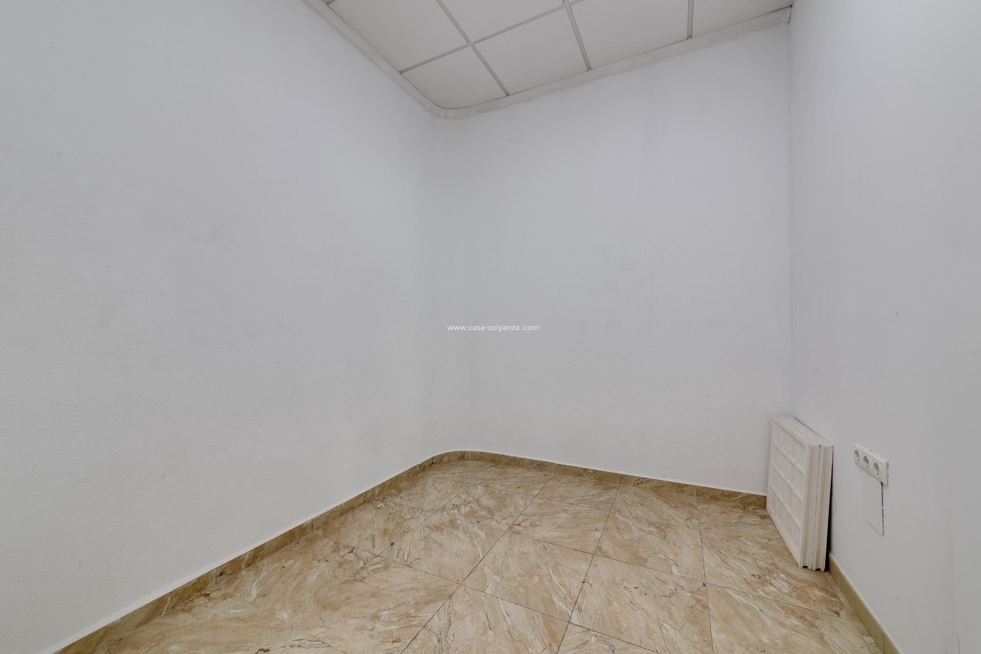Resale - Commercial - Torrevieja - Acequion