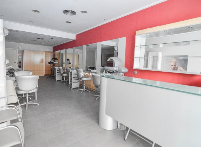 Resale - Commercial - Torrevieja - Center