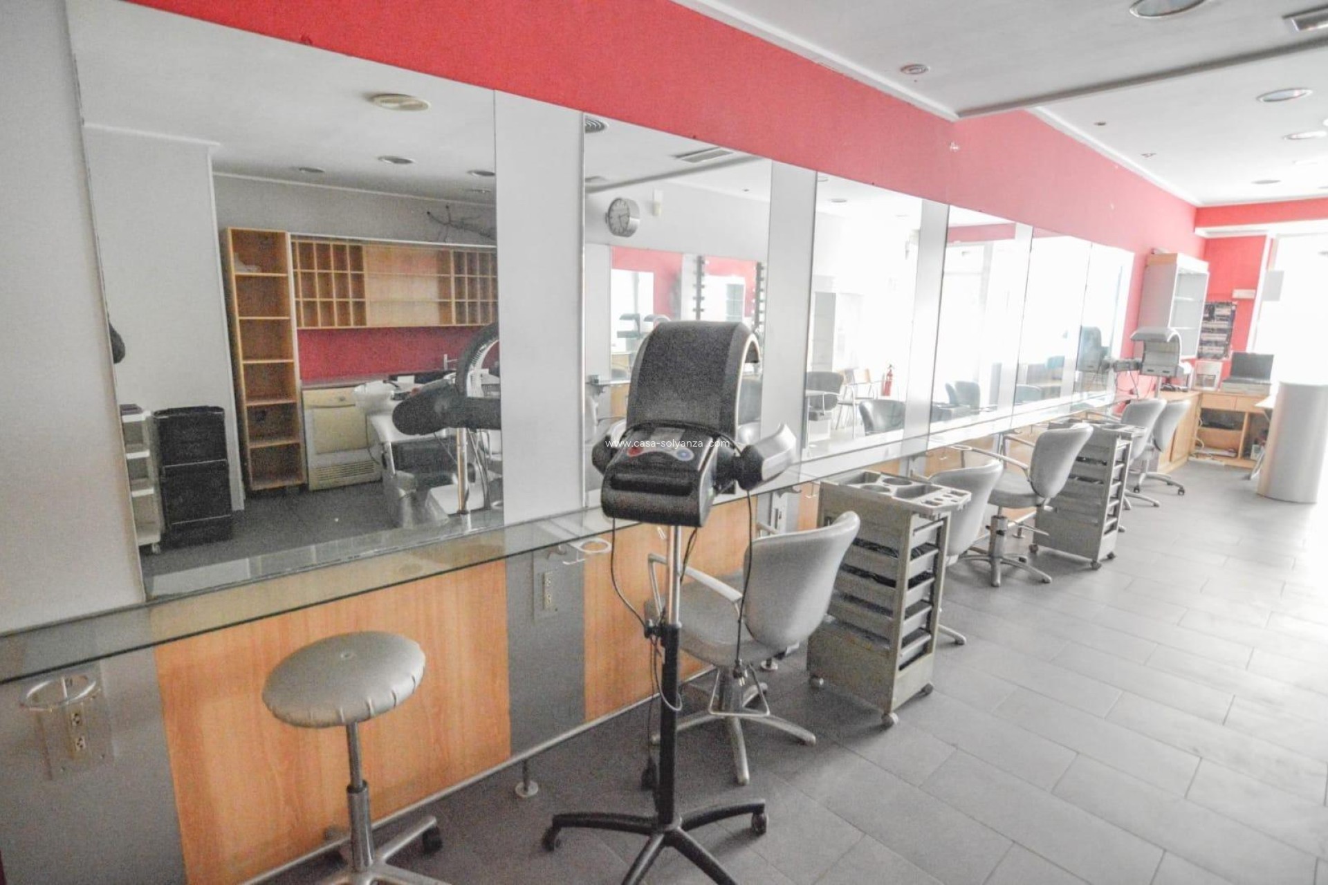 Resale - Commercial - Torrevieja - Center
