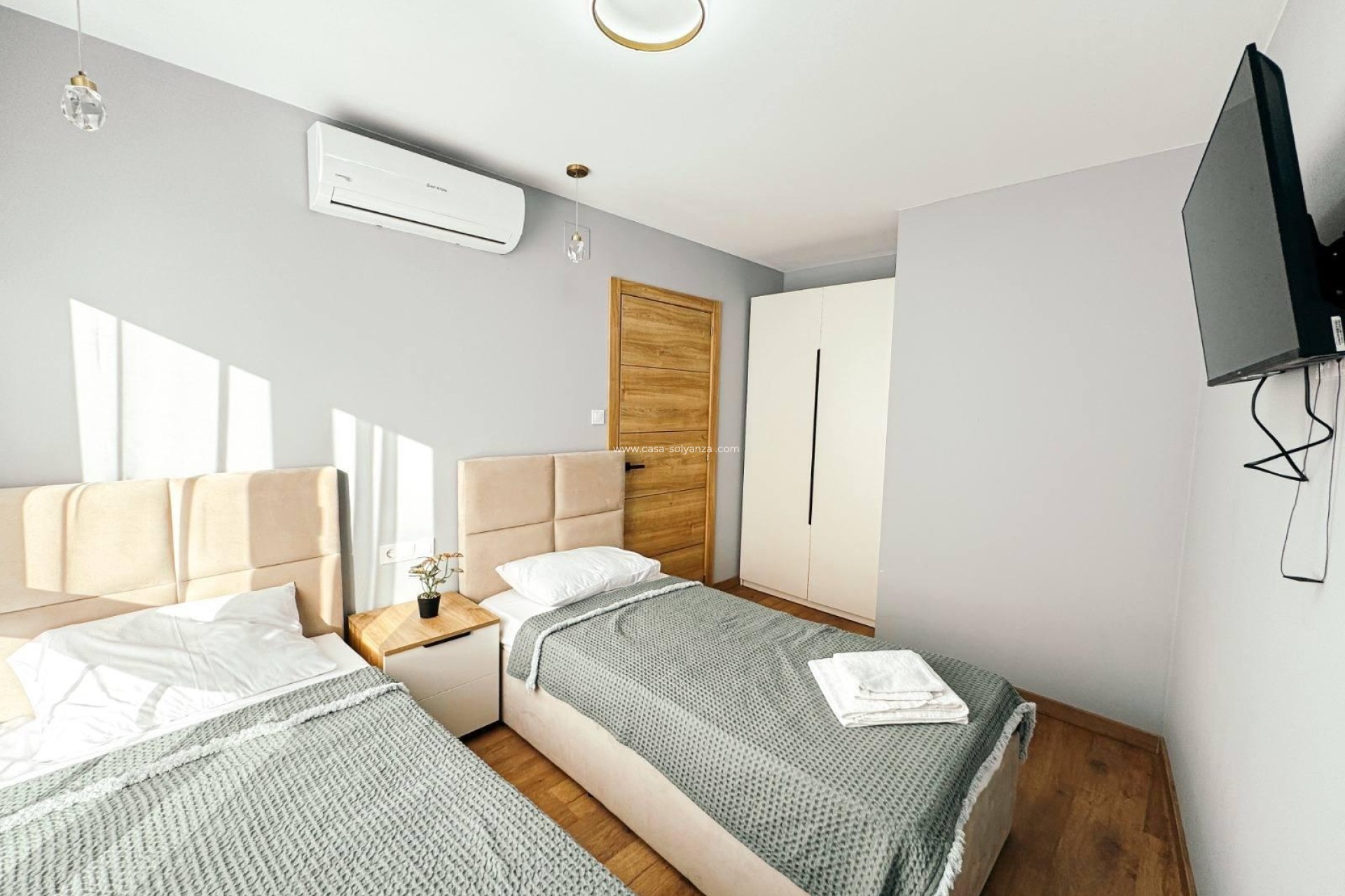 Resale - Commercial - Torrevieja - Center