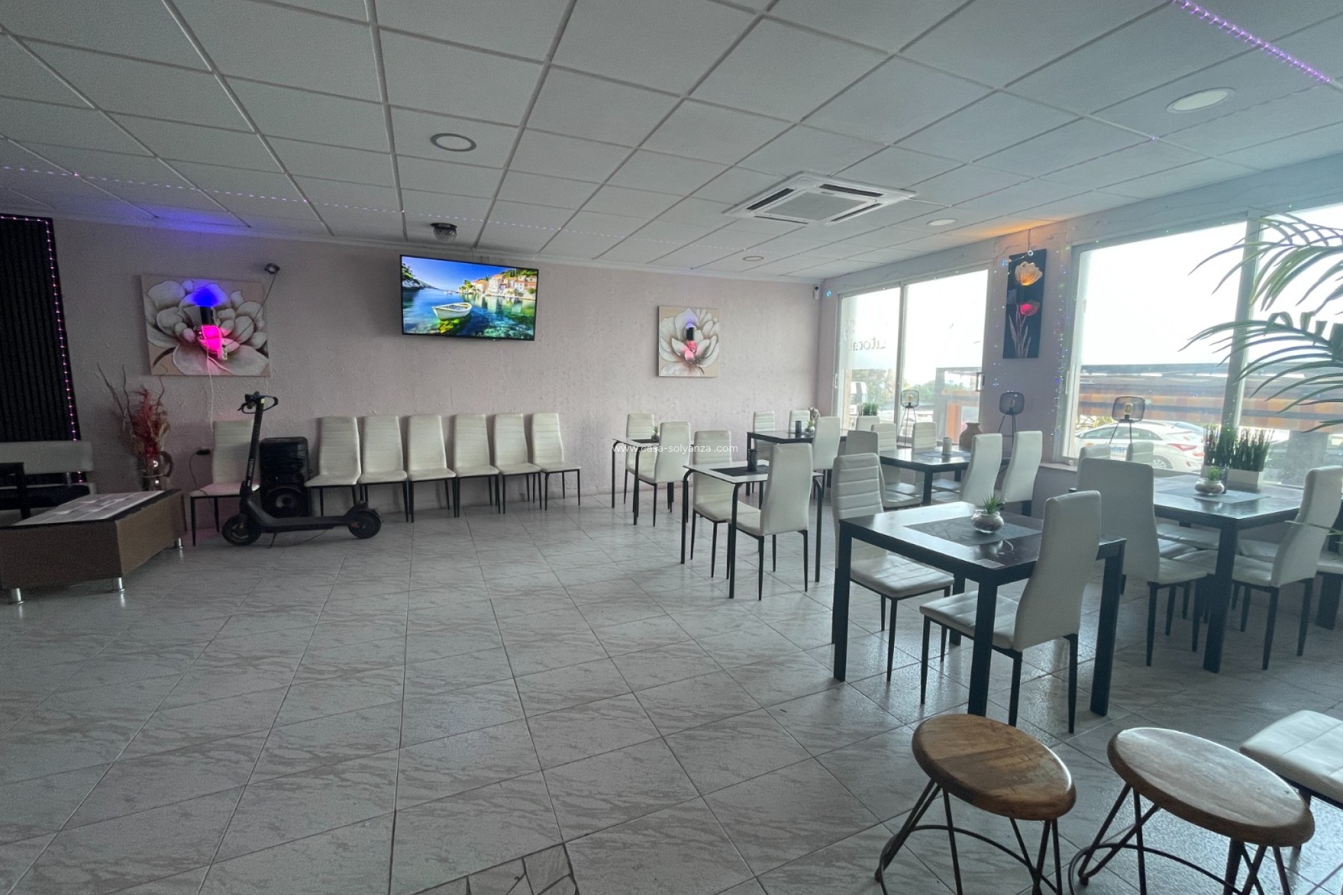 Resale - Commercial - Torrevieja - Costa Blanca
