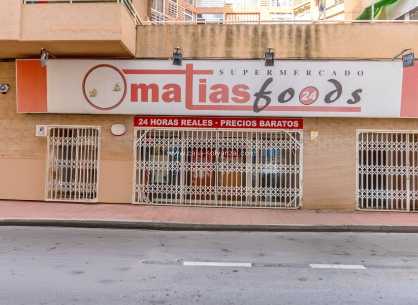 Resale - Commercial - Torrevieja - Costa Blanca