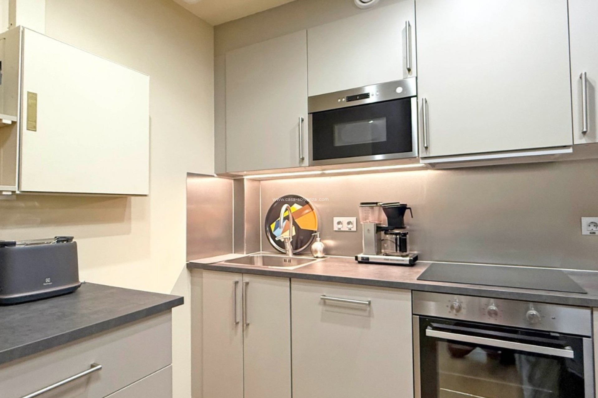 Resale - Commercial - Torrevieja - Costa Blanca