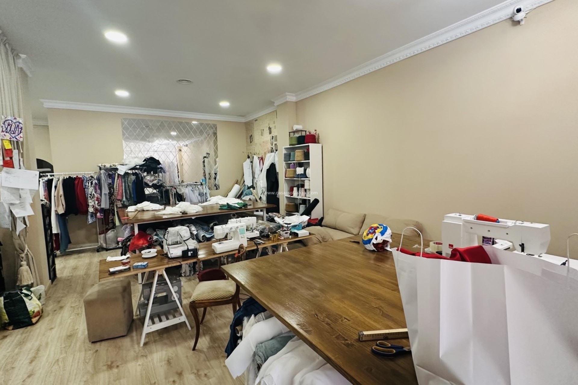 Resale - Commercial - Torrevieja - Costa Blanca