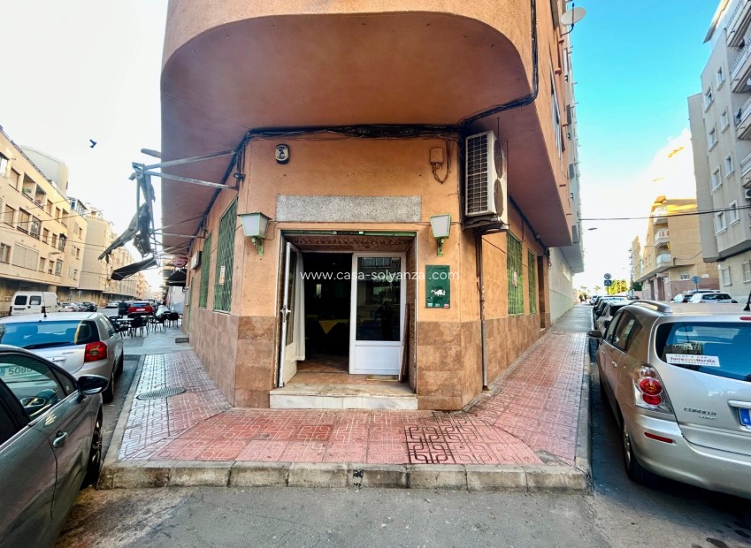 Resale - Commercial - Torrevieja - Costa Blanca