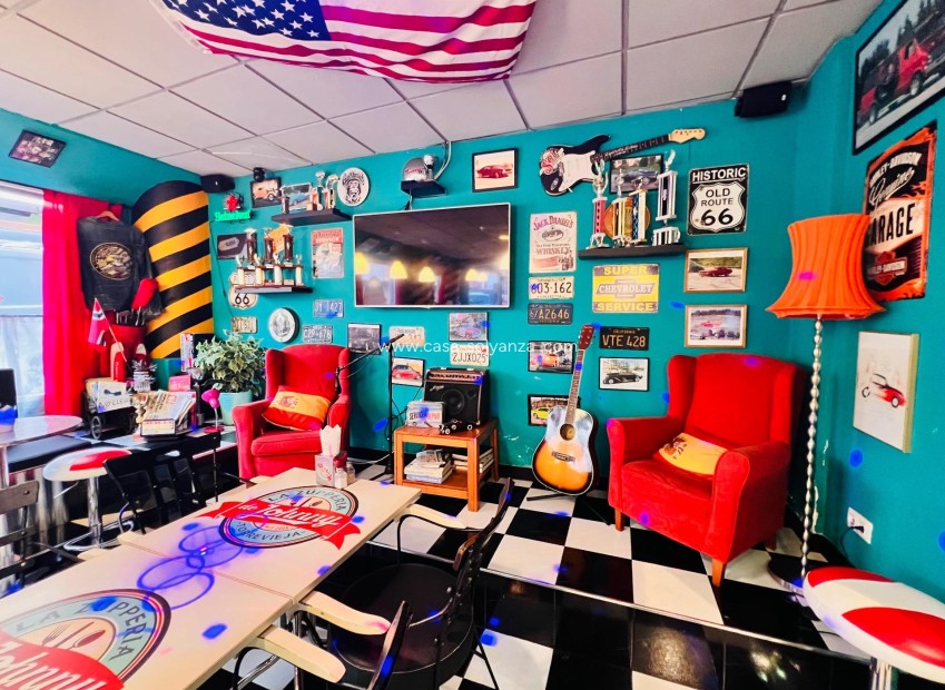 Resale - Commercial - Torrevieja - Costa Blanca