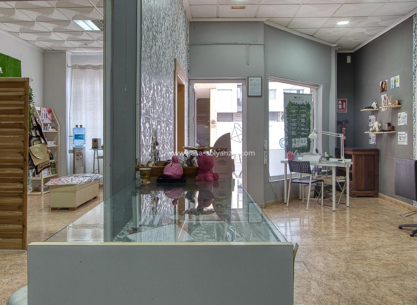 Resale - Commercial - Torrevieja - Costa Blanca