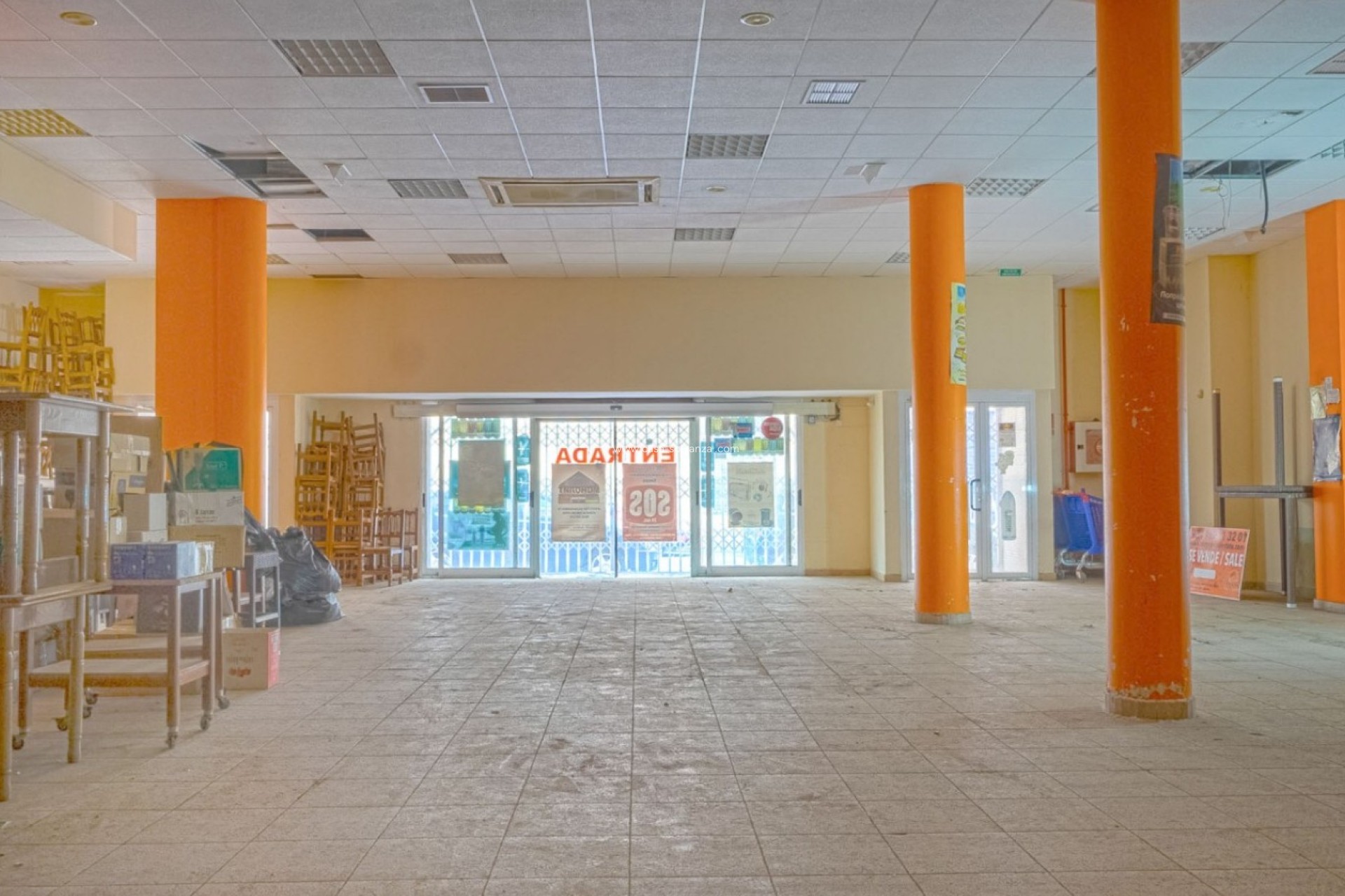 Resale - Commercial - Torrevieja - Costa Blanca