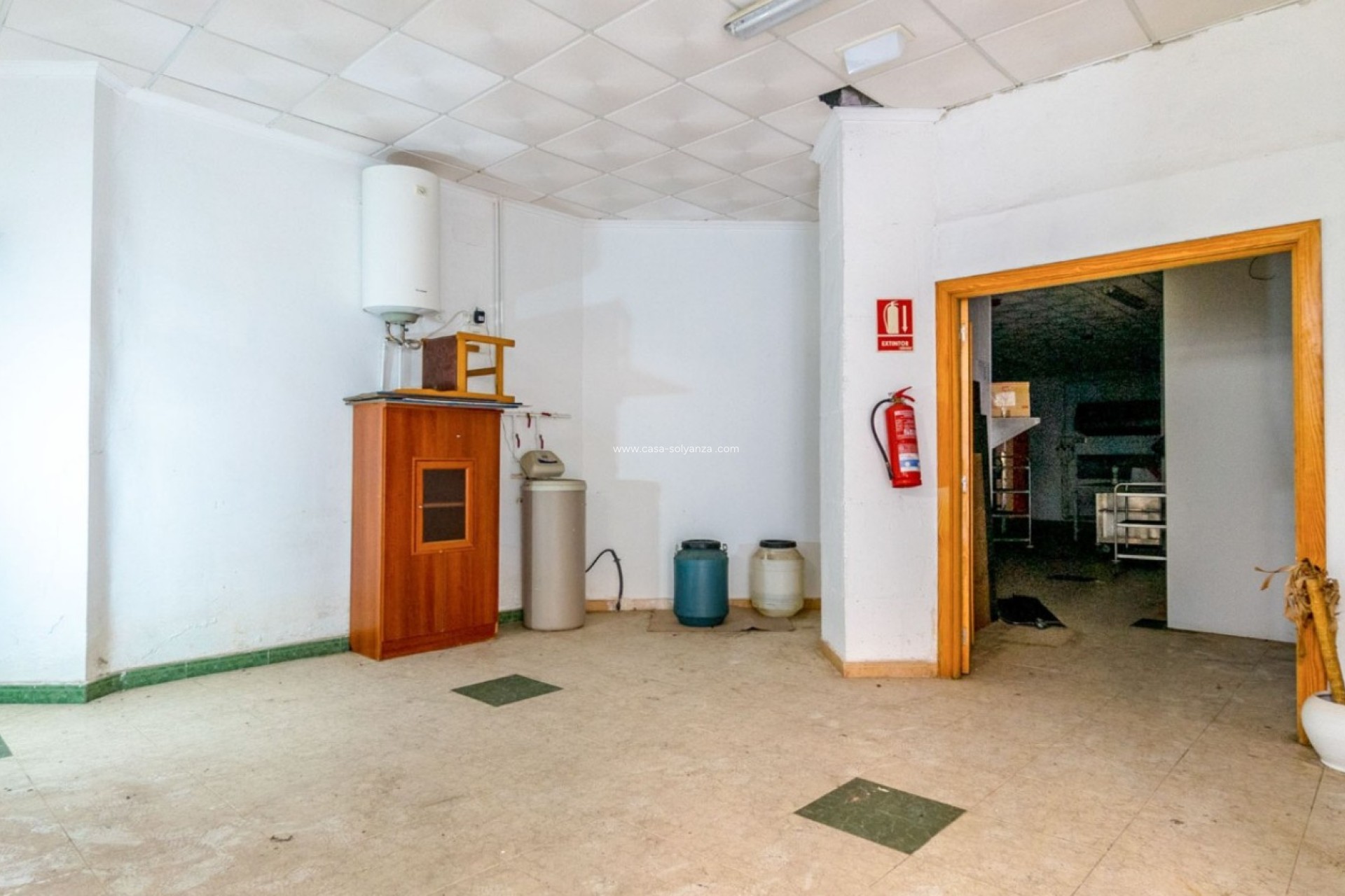 Resale - Commercial - Torrevieja - Costa Blanca
