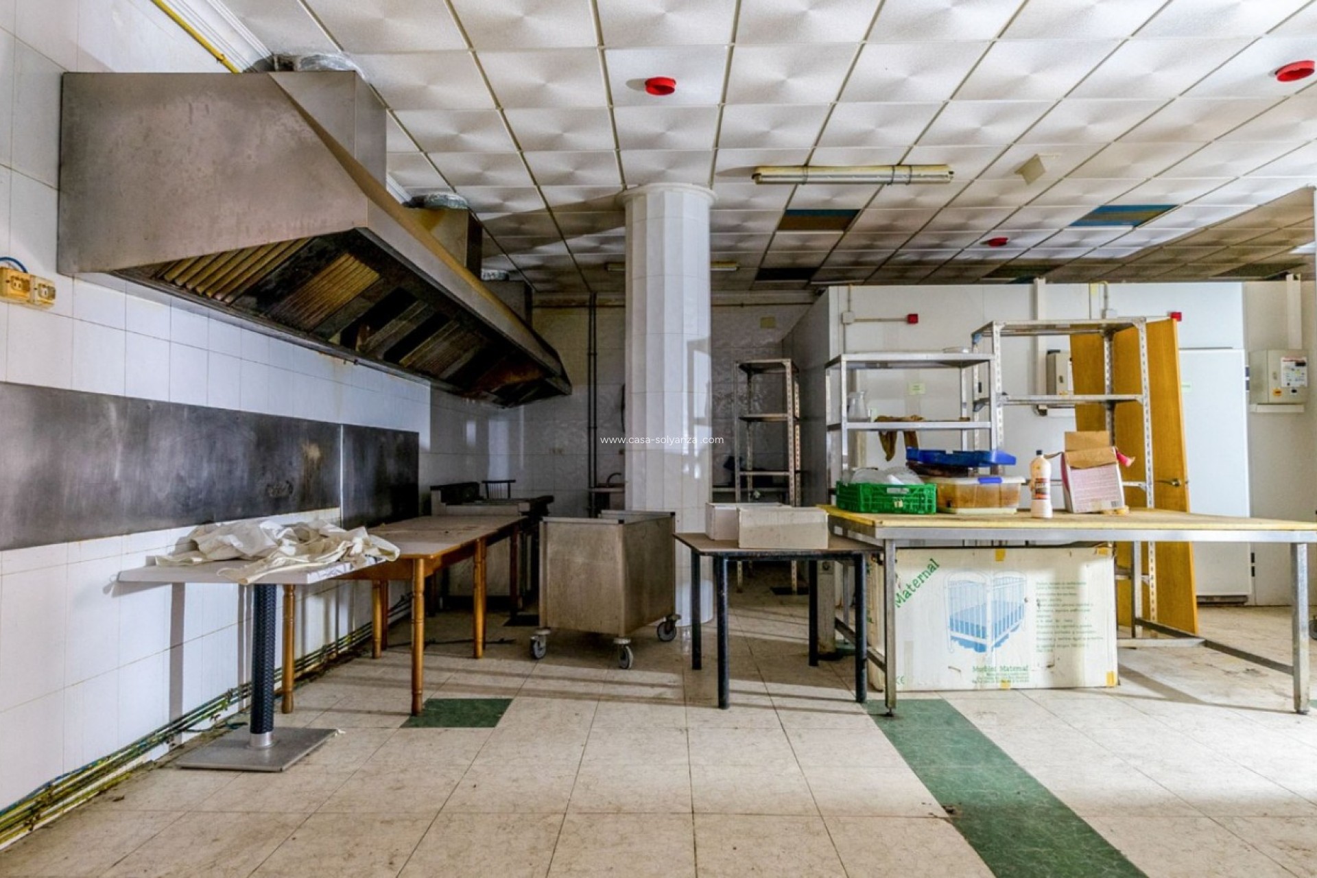 Resale - Commercial - Torrevieja - Costa Blanca