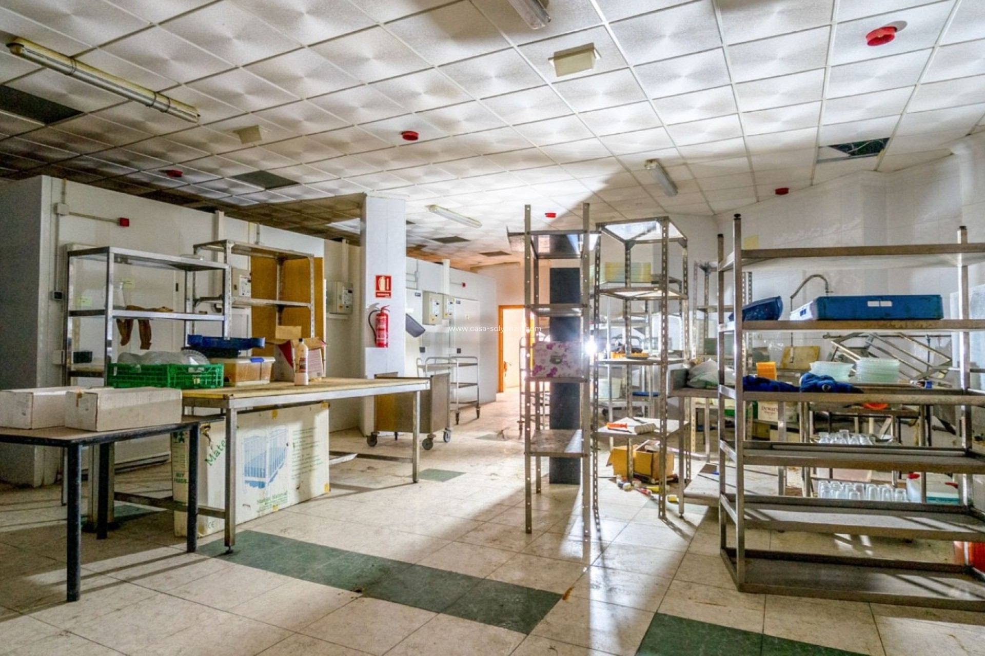 Resale - Commercial - Torrevieja - Costa Blanca