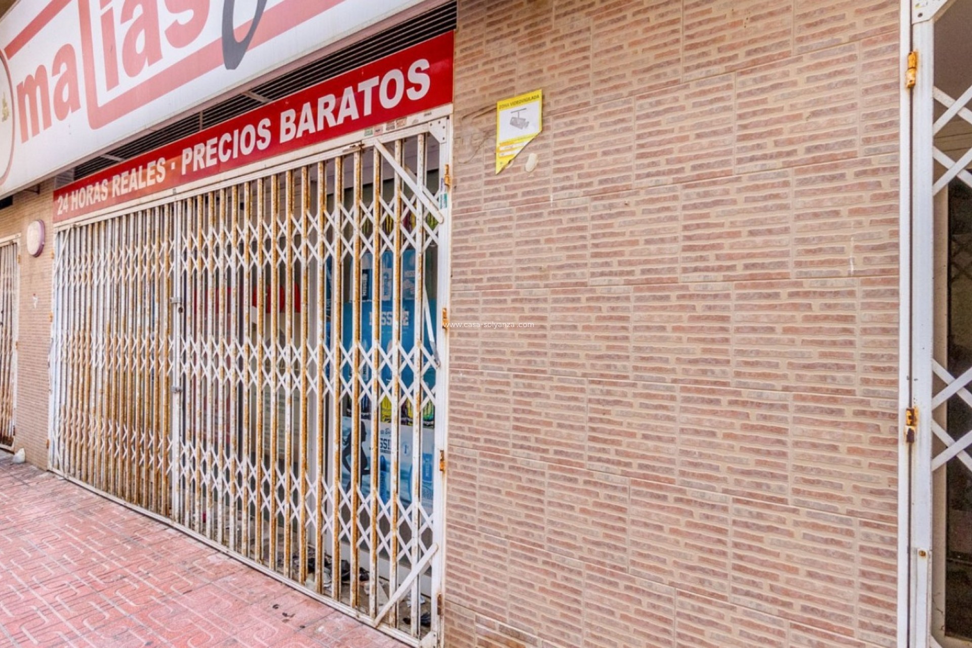 Resale - Commercial - Torrevieja - Costa Blanca