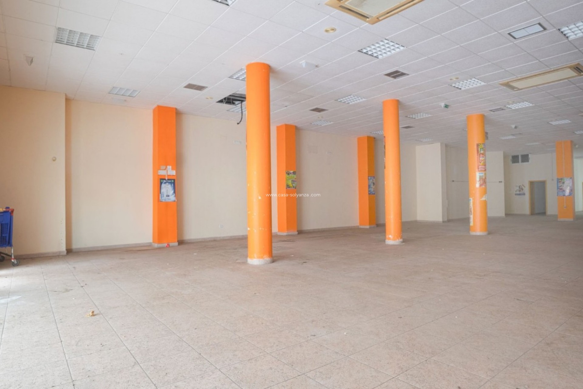 Resale - Commercial - Torrevieja - Costa Blanca