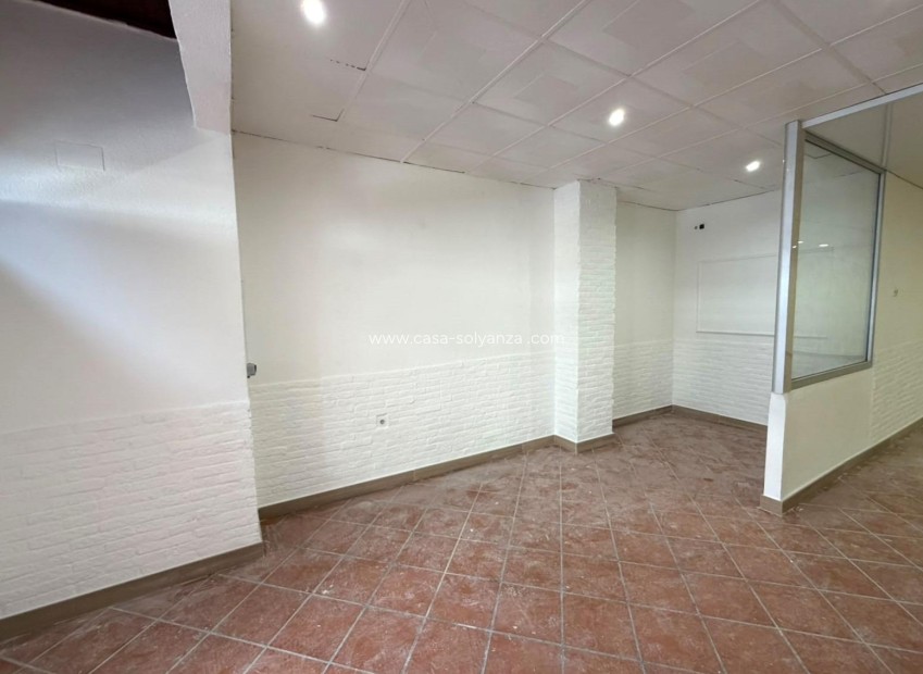 Resale - Commercial - Torrevieja - Estacion Autobuses