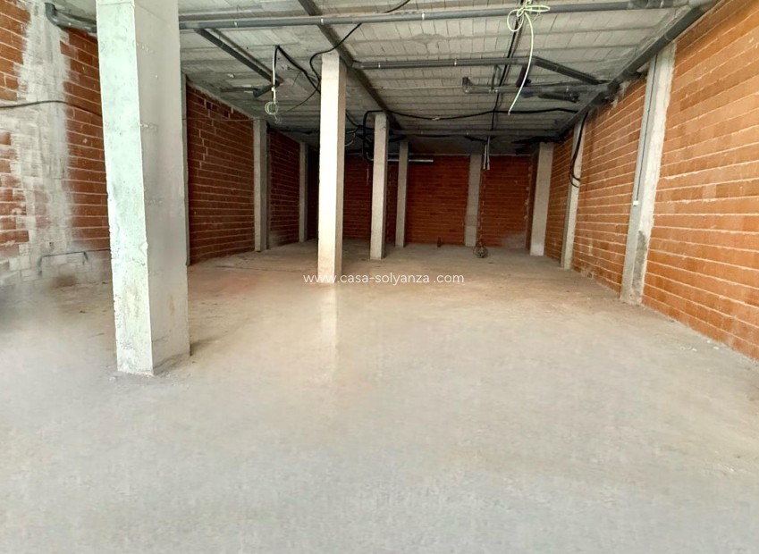 Resale - Commercial - Torrevieja - Paseo Maritimo