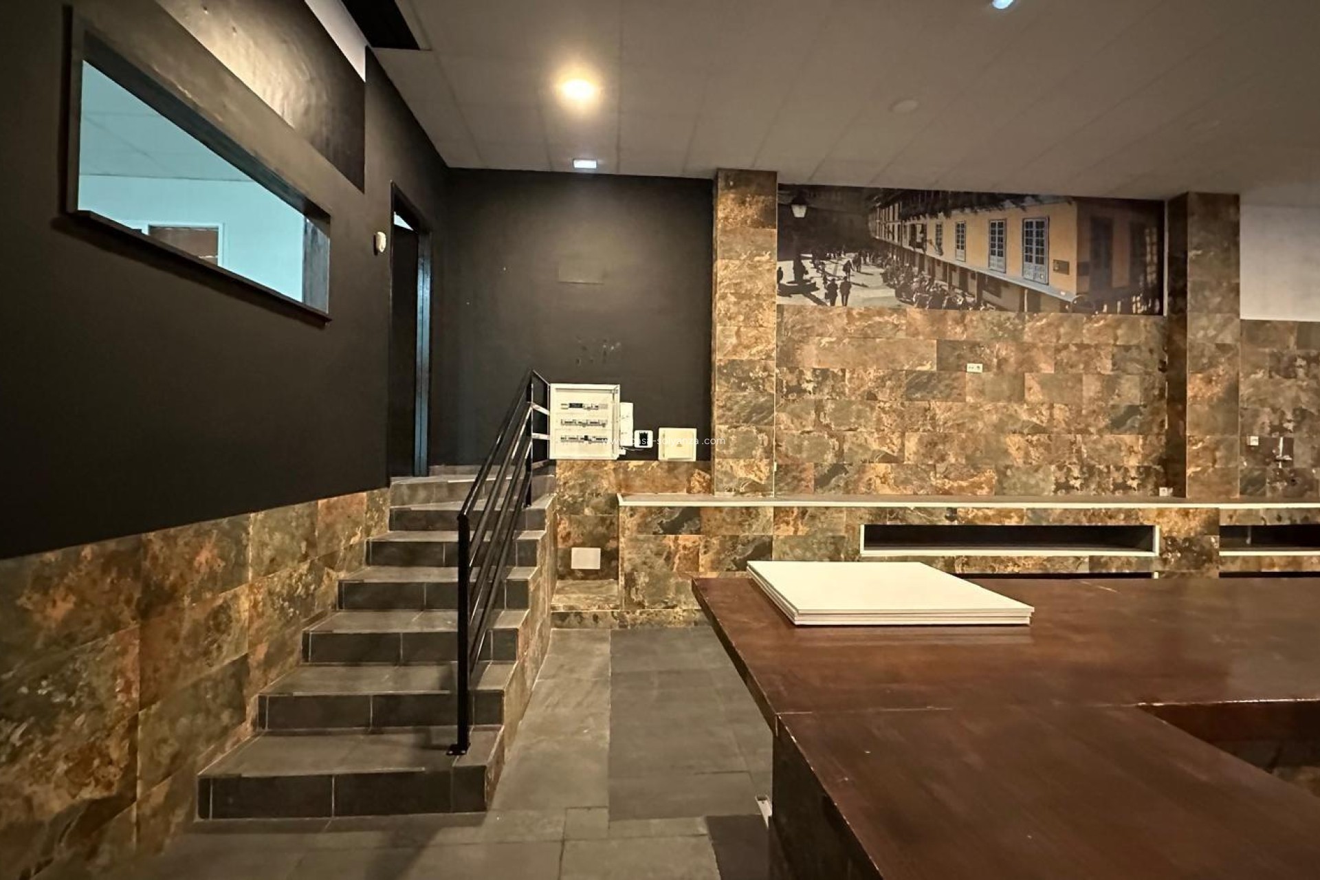 Resale - Commercial - Torrevieja - Paseo Maritimo