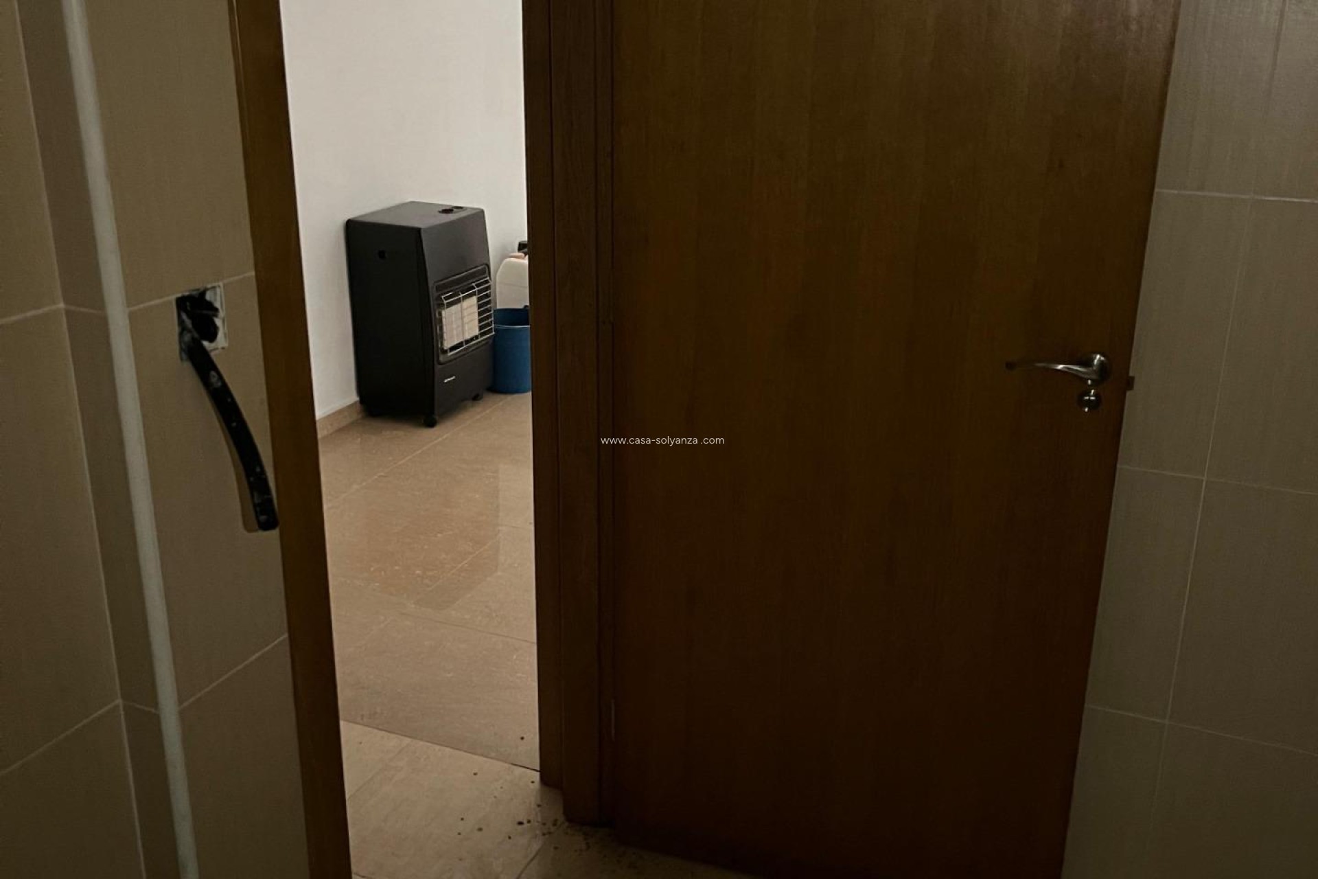 Resale - Commercial - Torrevieja - Playa de los Locos