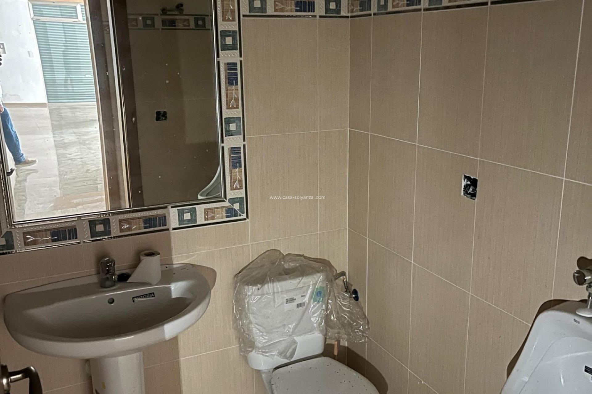 Resale - Commercial - Torrevieja - Playa de los Locos