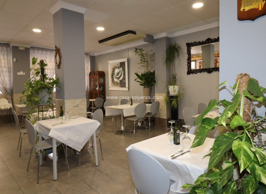 Resale - Commercial - Torrevieja - Playa del Cura