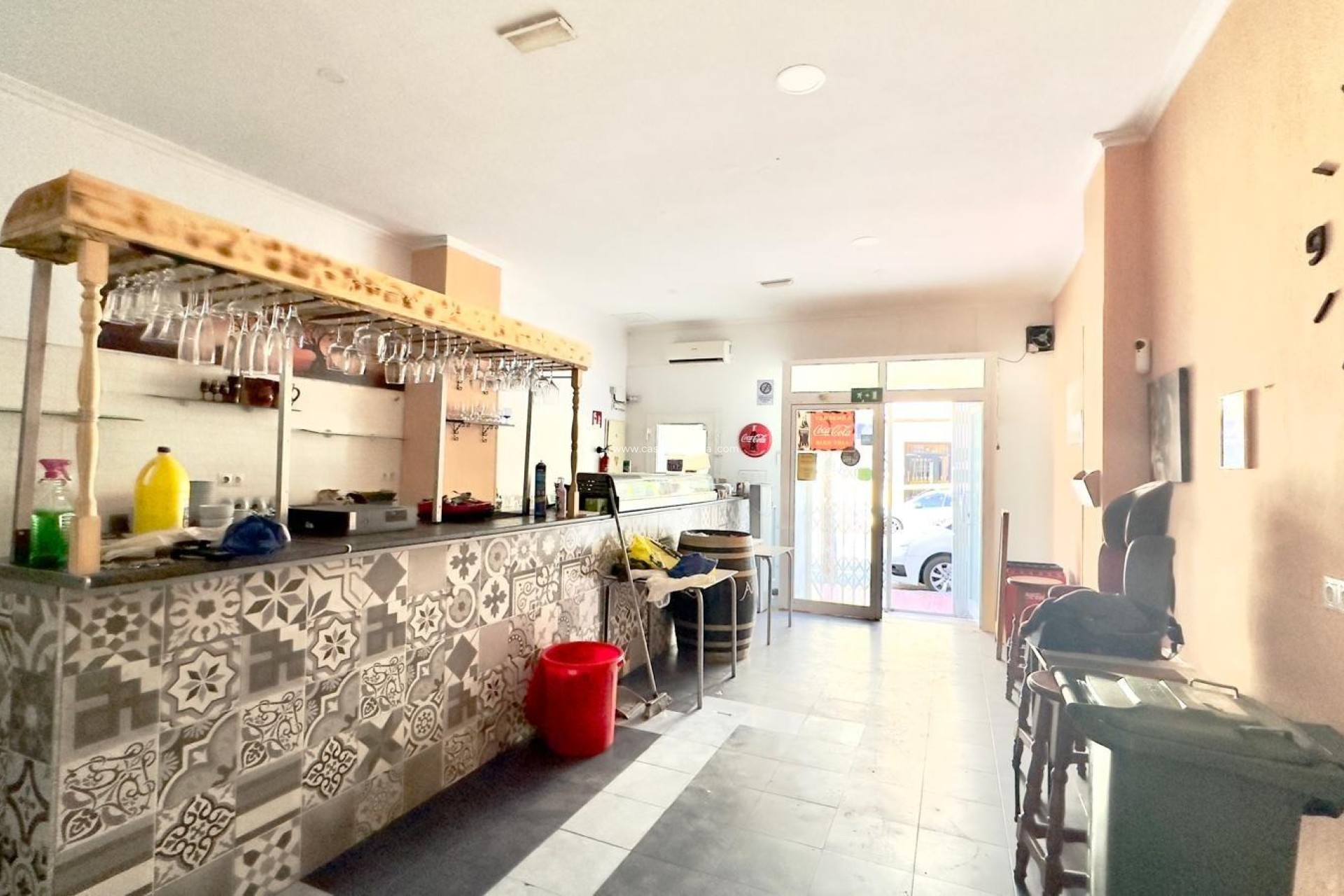 Resale - Commercial - Torrevieja