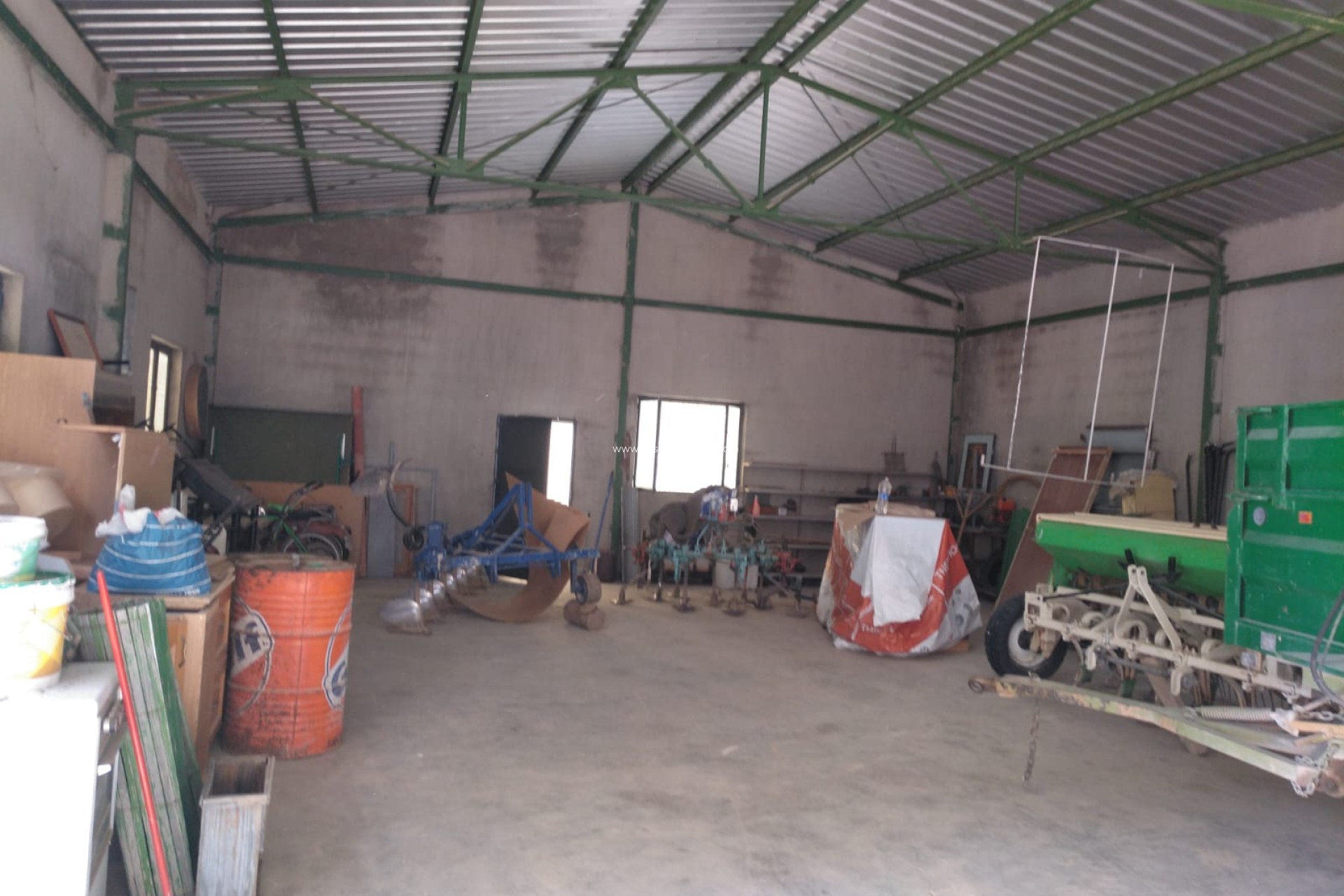 Resale - Commercial - Yecla - Inland