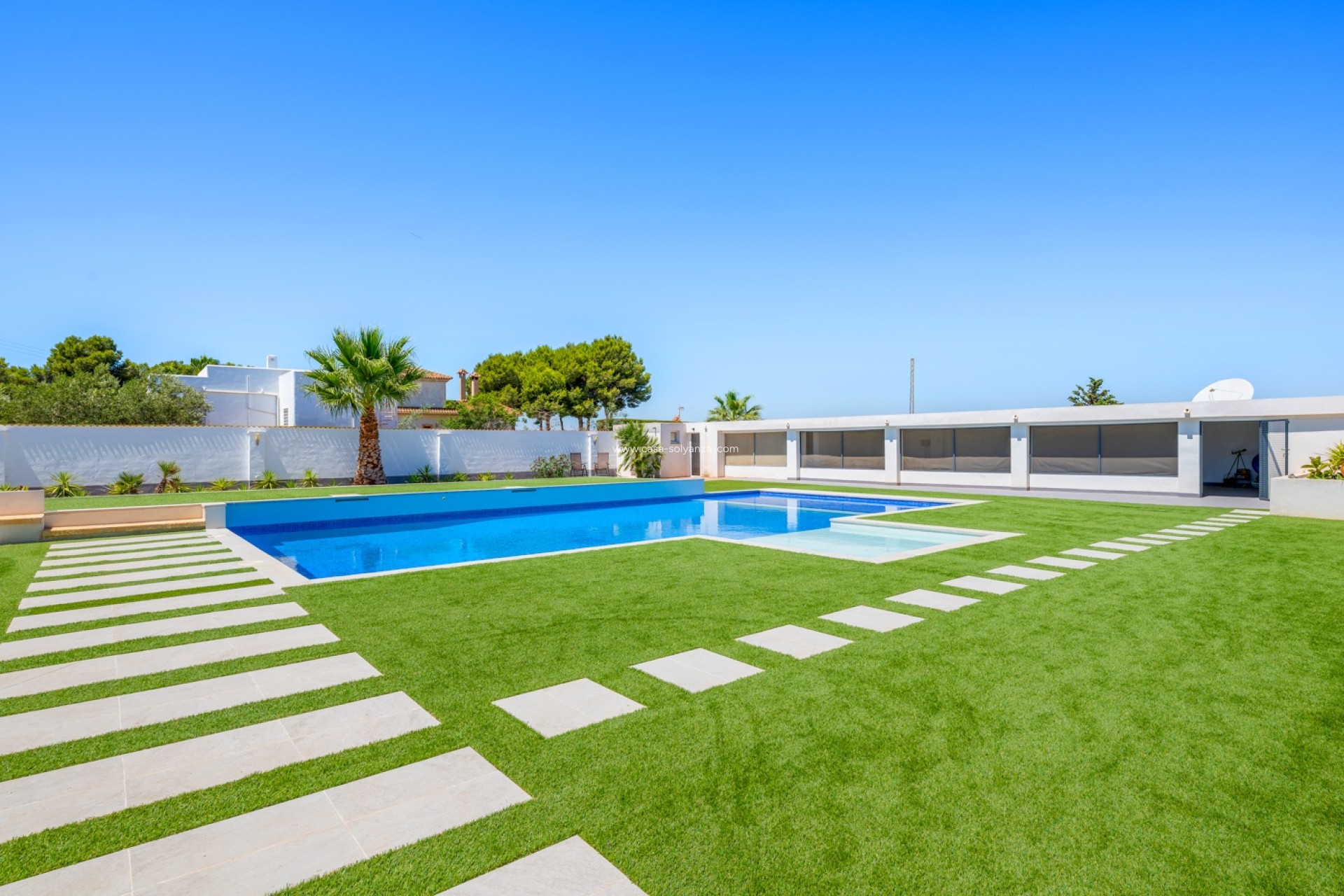 Resale - country estate - Los Montesinos - La Herrada