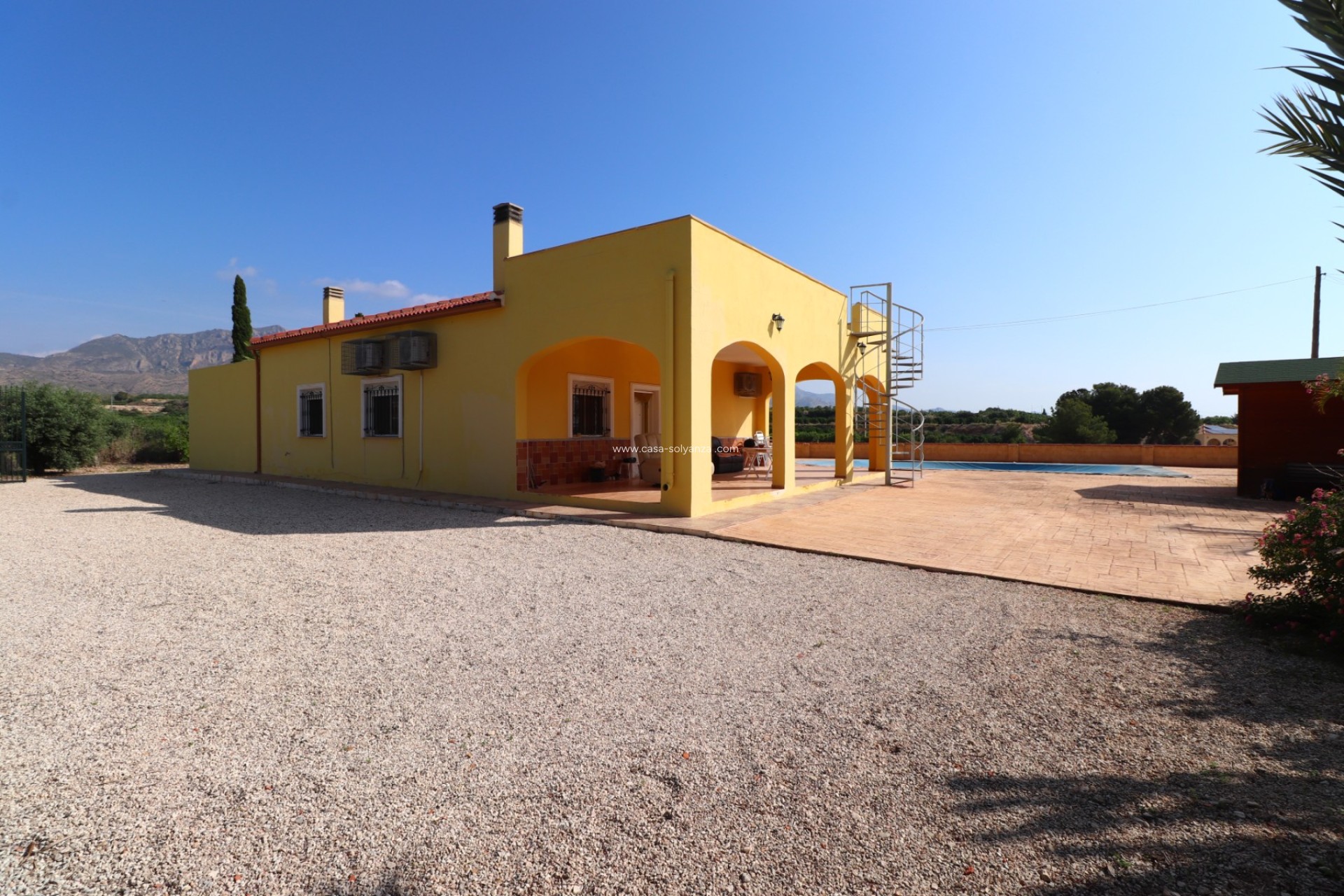Resale - Country Property/Finca - Albatera - Albatera - Country