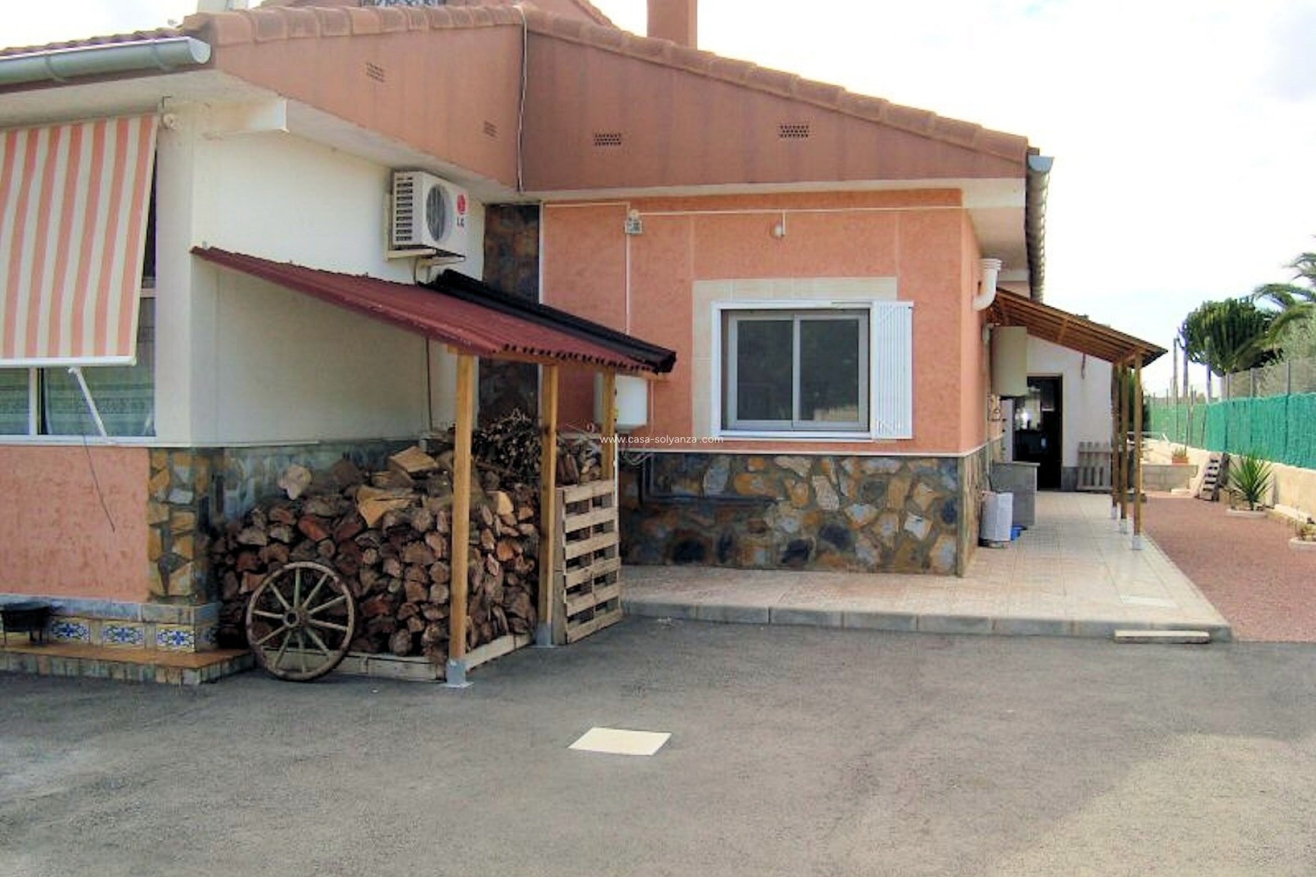 Resale - Country Property/Finca - Albatera - Inland