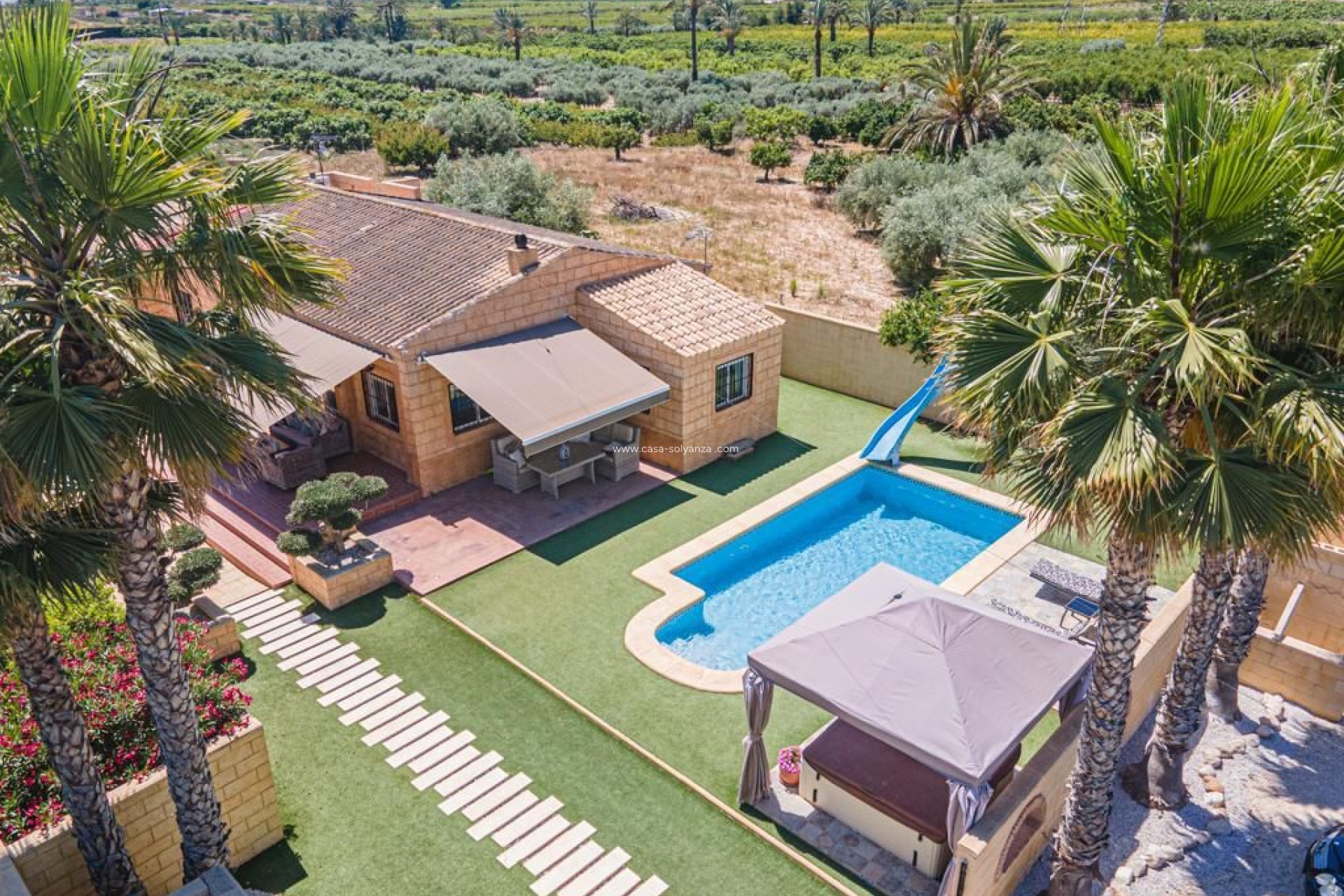 Resale - Country Property/Finca - Albatera - Inland