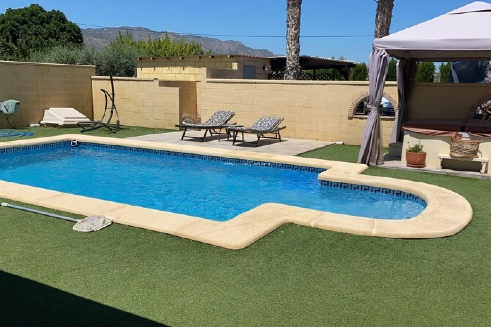 Resale - Country Property/Finca - Albatera - Inland