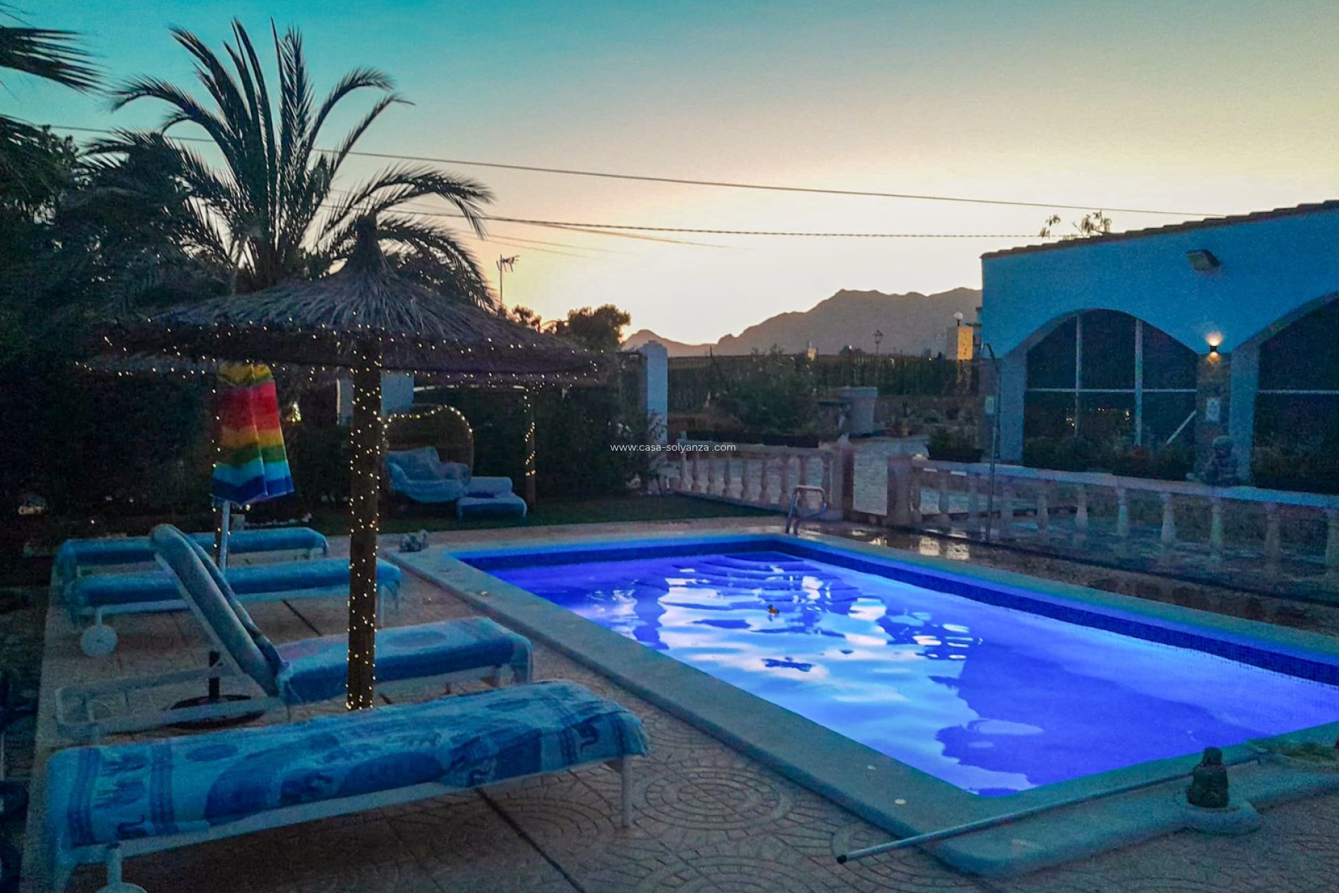 Resale - Country Property/Finca - Albatera
