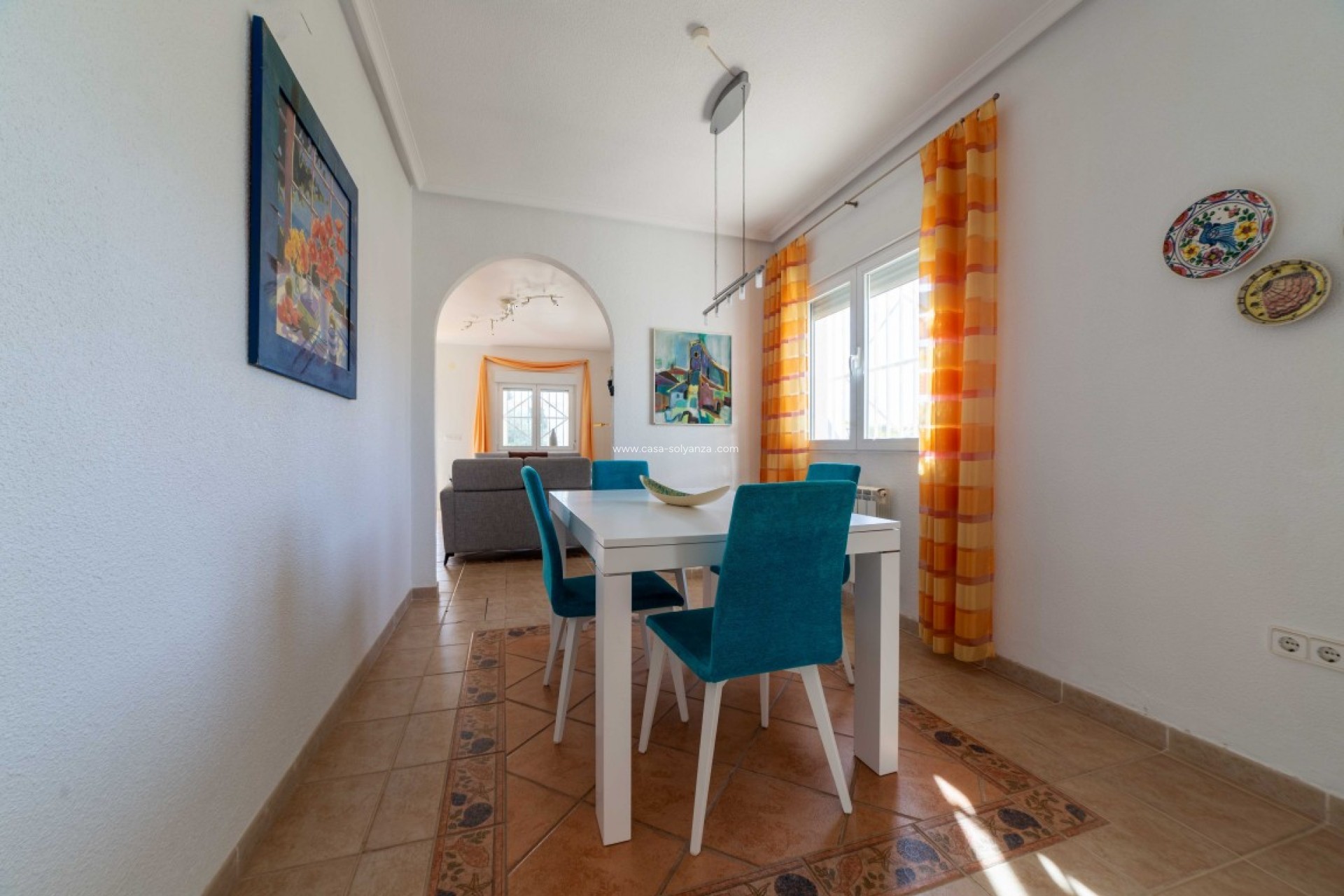 Resale - Country Property/Finca - Albatera