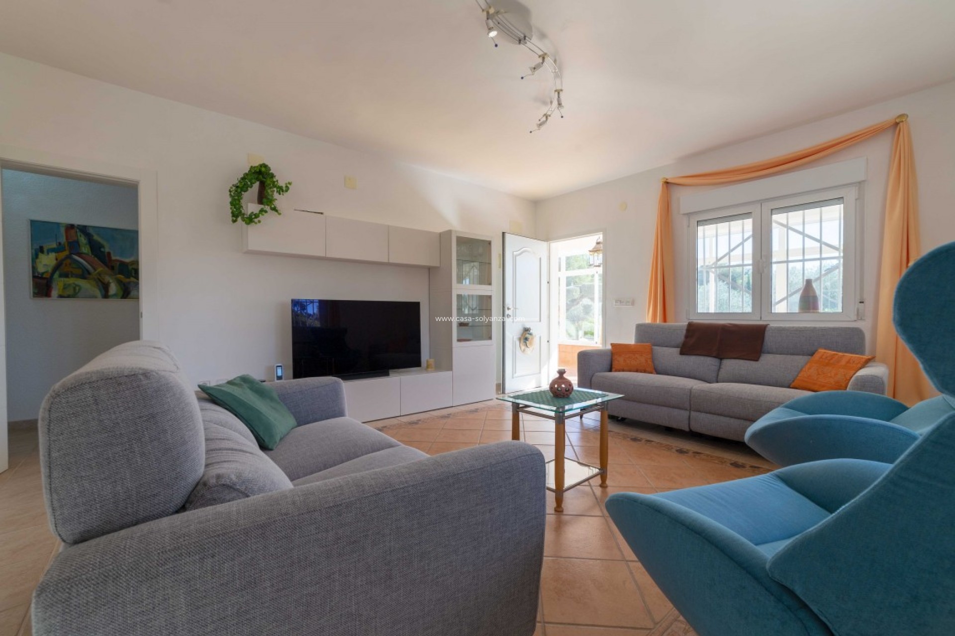 Resale - Country Property/Finca - Albatera