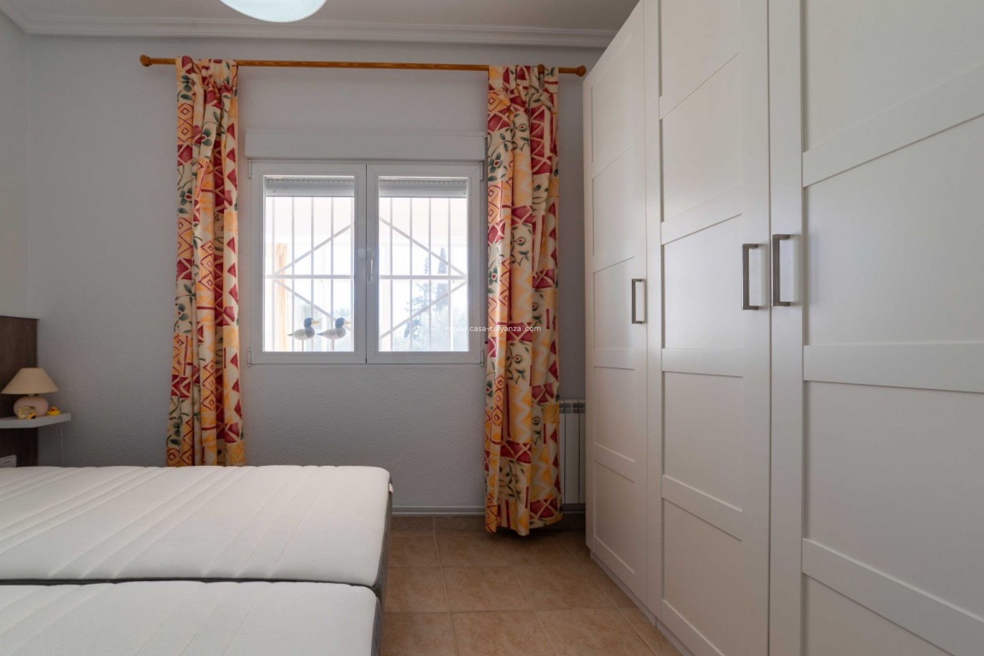 Resale - Country Property/Finca - Albatera