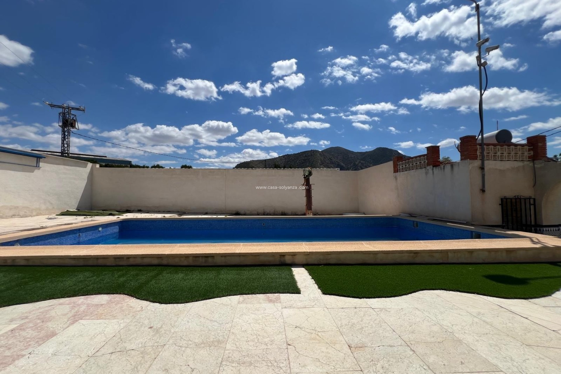 Resale - Country Property/Finca - Algueña - Inland